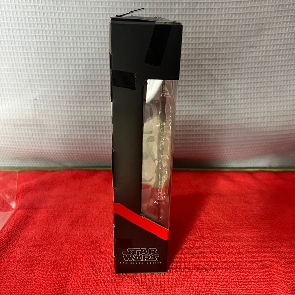 Star Wars Black Series Clone Wars Phase 1 Clone Trooper Action Figure w/Case - Picture 4 of 7